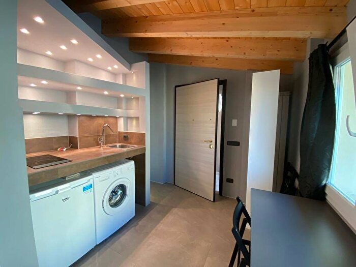 Appartamento bilocale in affitto in Via Luigi Ornato, Niguarda, Milano