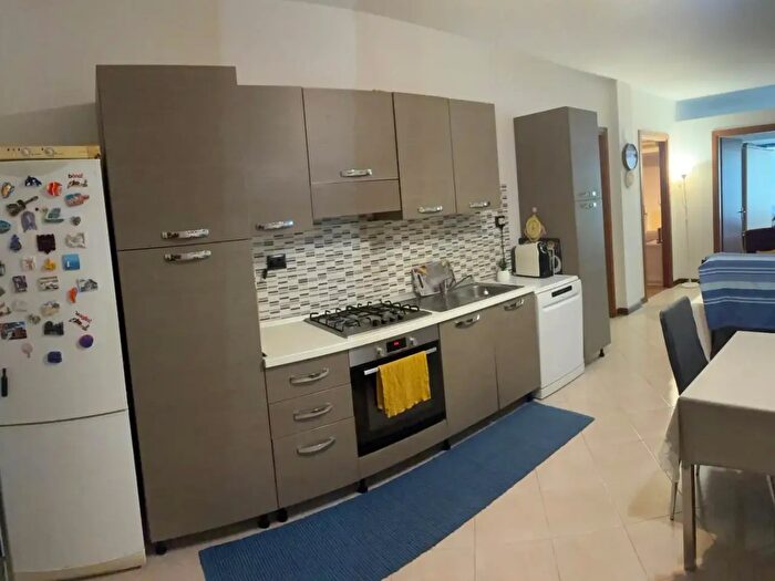 Appartamento trilocale in affitto in Tosco Romagnola, Cascina