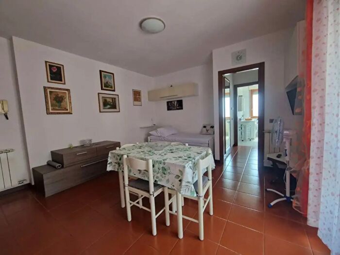 Appartamento monolocale in affitto in Novara