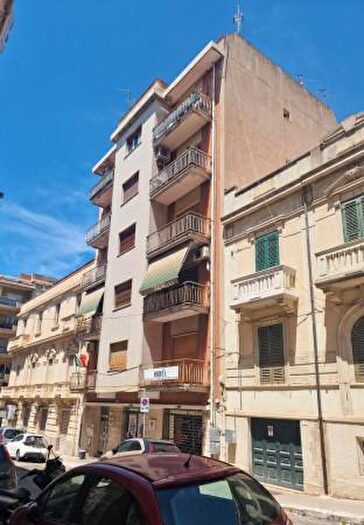 Appartamento con 5 locali in vendita in Via Settembre b, Reggio Calabria