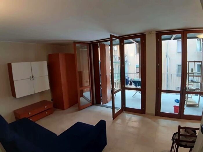 Appartamento monolocale in affitto in Via Privata Val Maggia, Milano
