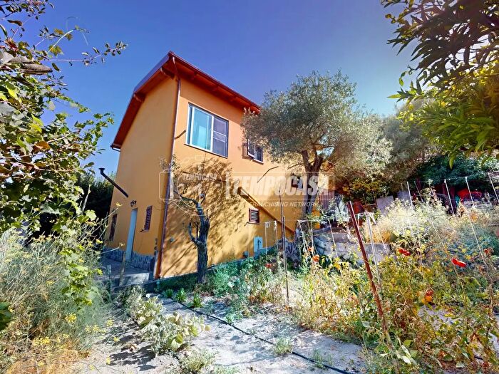 Casa trilocale in vendita in Via Buddi Buddi, Sassari