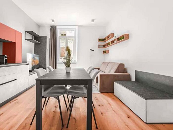 Appartamento bilocale in affitto in Via Matteo Renato Imbriani, Borgo Teresiano, Trieste