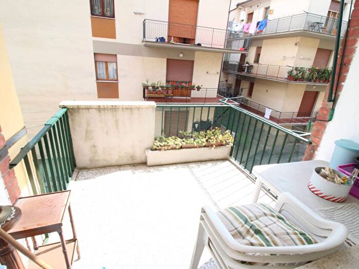 Appartamento con 5 locali in affitto in Viale Goffredo Mameli, Cavour Mentana, Siena