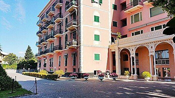 Appartamento monolocale in affitto in Viale delle Palme, Nervi, Genova