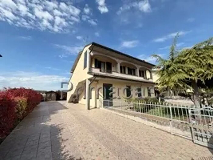 Appartamento trilocale in vendita in Via Manin, Casaleone