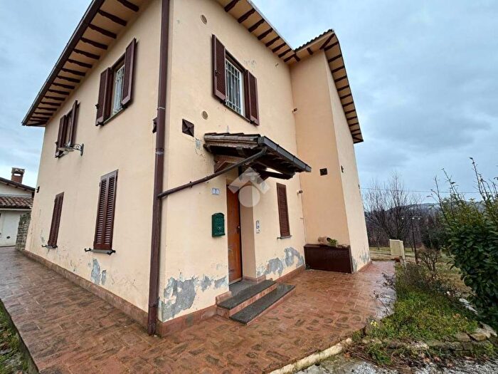 Appartamento quadrilocale in affitto in Str di Morano S Giovanni, Gualdo Tadino