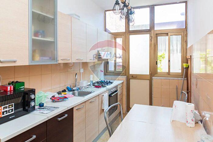 Appartamento trilocale in vendita in Via dei Mille a, Misterbianco