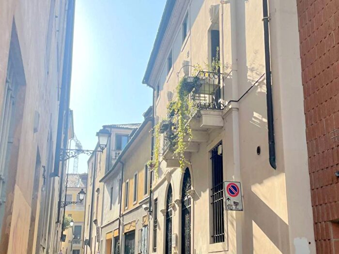 Casa bilocale in affitto in Centro Storico, Vicenza