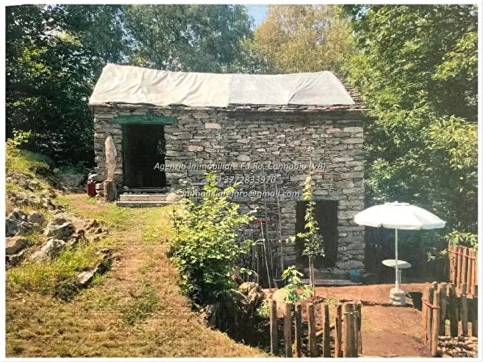 Casa bilocale in vendita in Frazione Crealla, Valle Cannobina