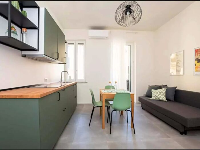 Appartamento monolocale in affitto in Via Novegno, Milano