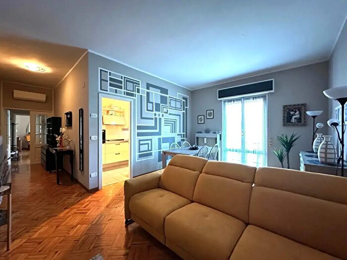 Appartamento trilocale in vendita in Via Santa Caterina, Fiorenzuola D'Arda