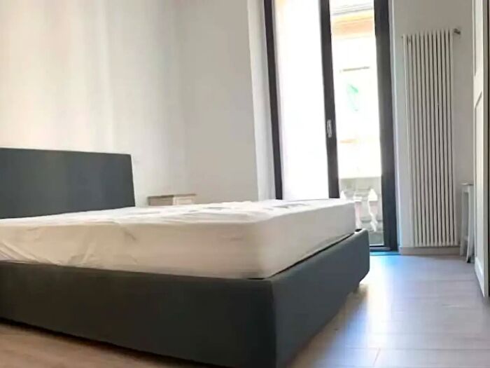 Appartamento monolocale in affitto in Via Pastrengo a, Milano