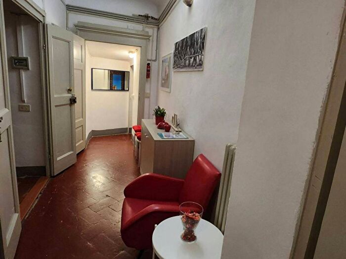 Appartamento trilocale in affitto in Banchi di Sopra, San Domenico Fontebranda, Siena