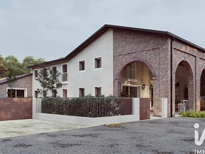 Casa con 5 locali in vendita in Viale Vittoria, Torri Di Quartesolo