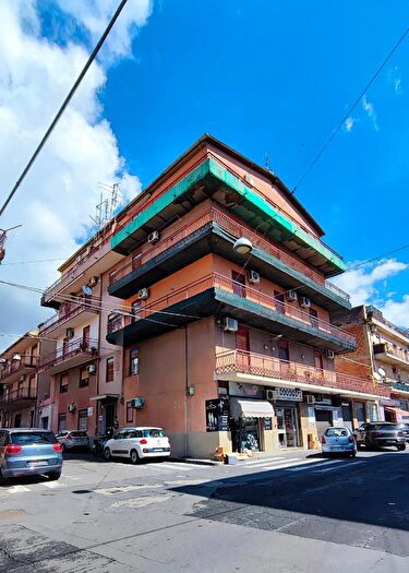 Appartamento con 6 locali in vendita in Via Modena, Misterbianco