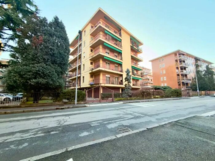 Appartamento quadrilocale in vendita in Via Monte San Gabriele, Novara