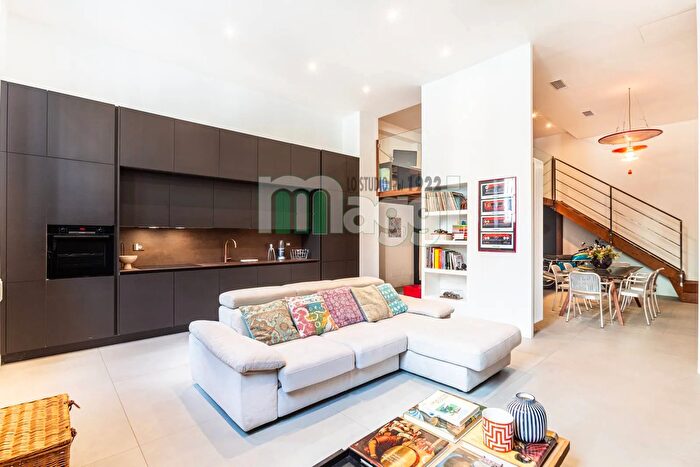 Appartamento bilocale in vendita in Via Ruggero Bonghi, Milano