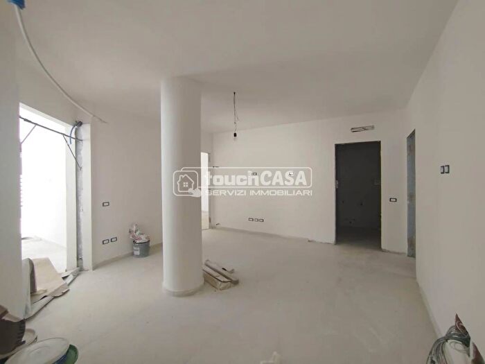 Appartamento bilocale in affitto in Viale Europa, Aversa
