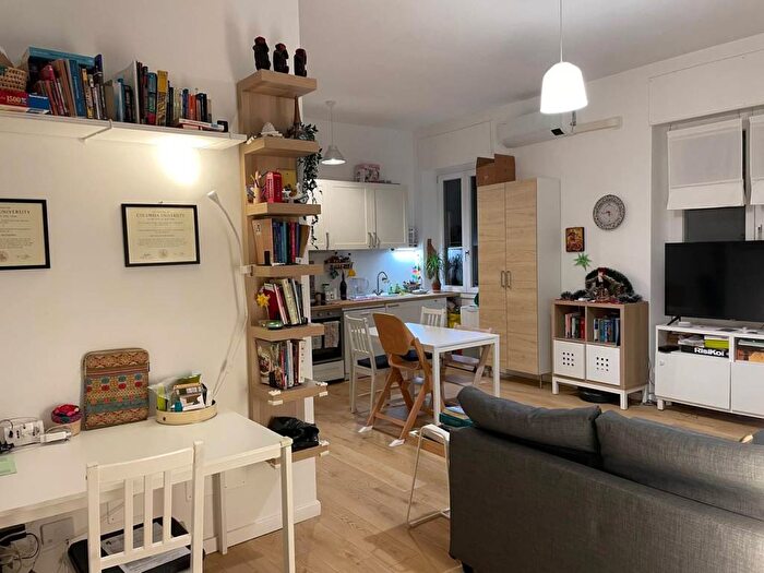 Appartamento trilocale in affitto in Via Balilla, Corso San Gottardo, Milano