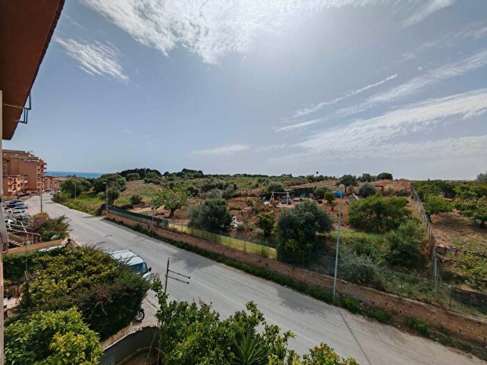 Appartamento trilocale in affitto in VIA DEI GIARDINI, San Leone Villaseta Villaggio, Agrigento