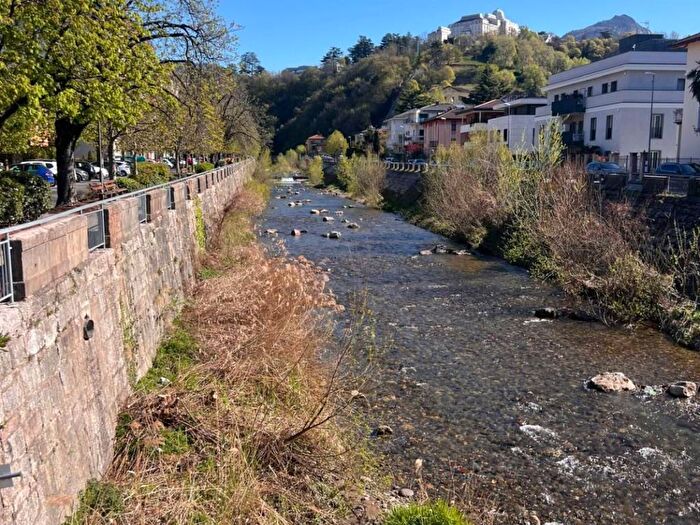 Appartamento trilocale in affitto in Viale Rovereto, San Camillo Lungofersina, Trento