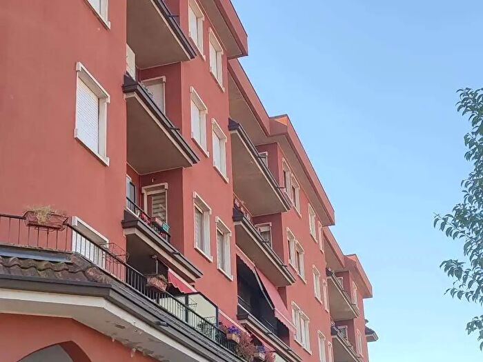 Appartamento bilocale in vendita in Via Cesare Battisti, Gorla Minore