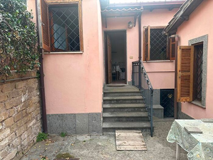 Appartamento bilocale in affitto in Via Appia Pignatelli, Quarto Miglio, Roma