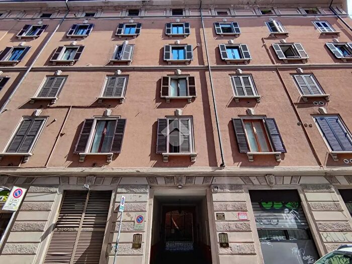 Appartamento monolocale in affitto in Via Pontida, Milano