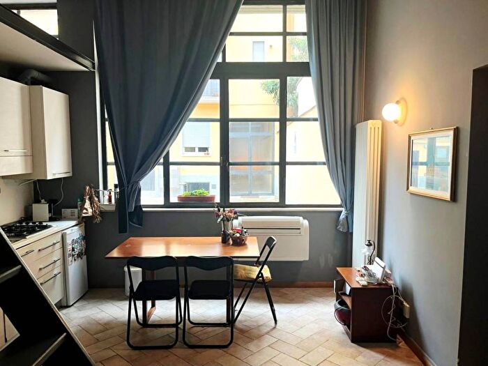 Appartamento bilocale in affitto in Via Eugenio Villoresi, Navigli Darsena, Milano