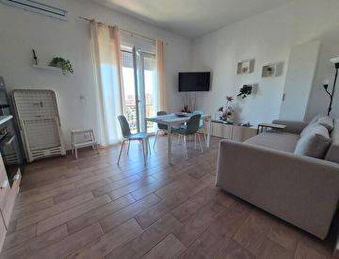 Appartamento bilocale in affitto in Via Pietro Maroncelli, Garibaldi Corso Como, Milano