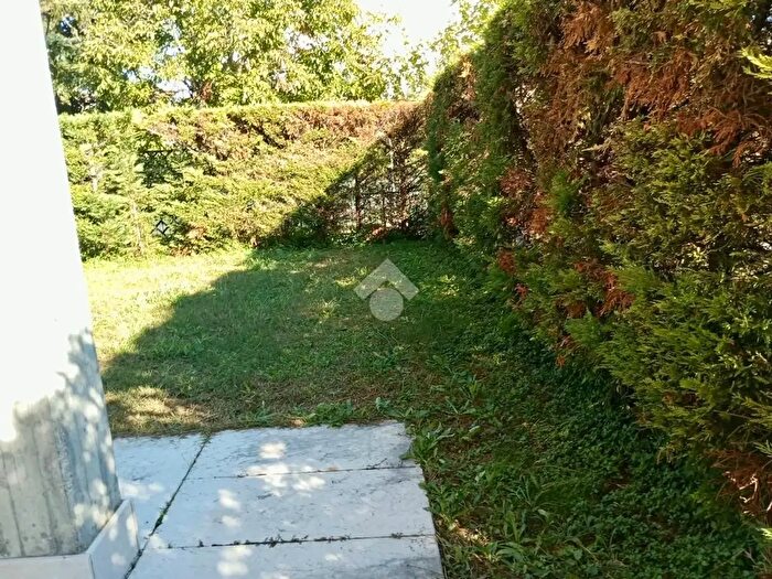 Appartamento bilocale in vendita in Via Giareta, Pescantina