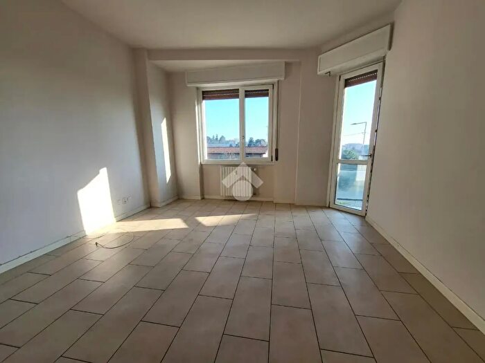 Appartamento quadrilocale in vendita in Via XX Settembre, Besana In Brianza