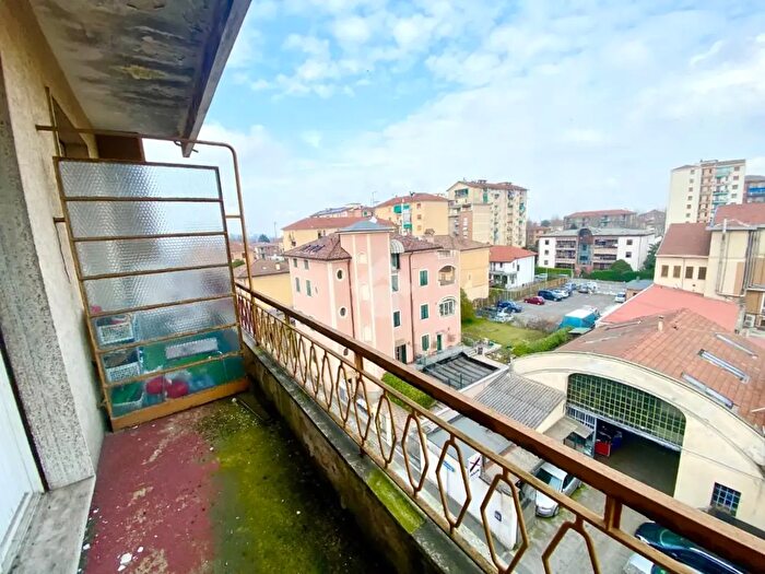 Appartamento trilocale in vendita in Via Giovanni Amendola, Novi Ligure