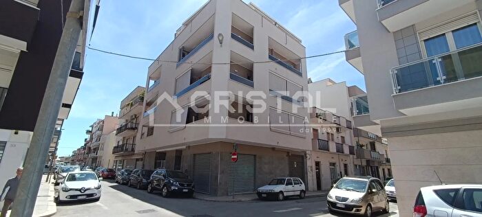 Appartamento trilocale in vendita in Via Leoncavallo a, Andria