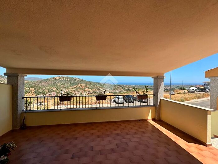 Casa trilocale in vendita in Via Saba, Budoni