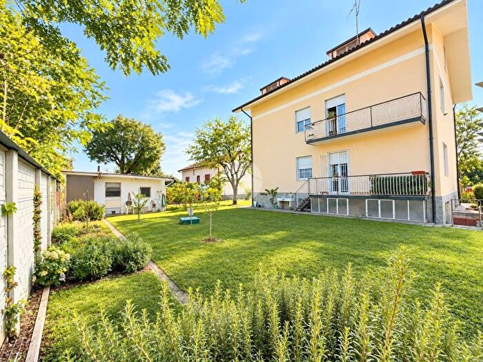 Appartamento trilocale in affitto in APPARTAMENTO VIA ALLA BATTILOCA, Cascine di Cernusco sul Naviglio, Cernusco sul Naviglio