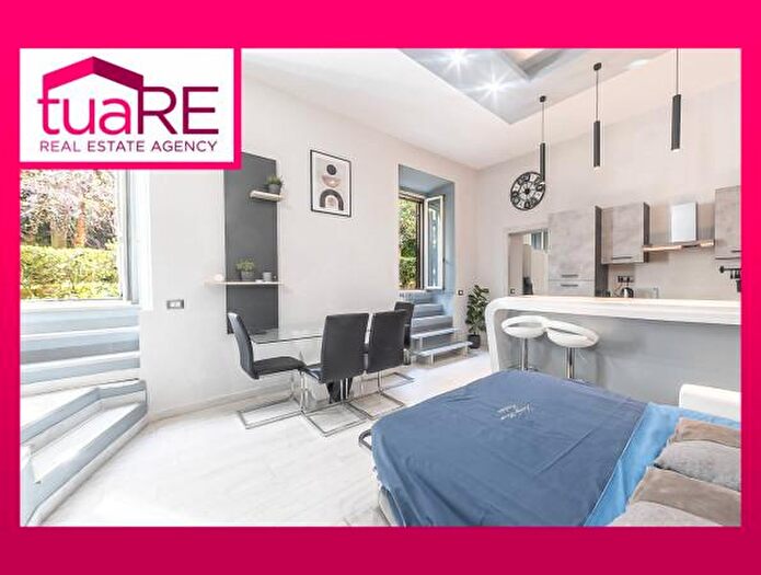 Appartamento con 5 locali in vendita in Via Cunfida, Roma