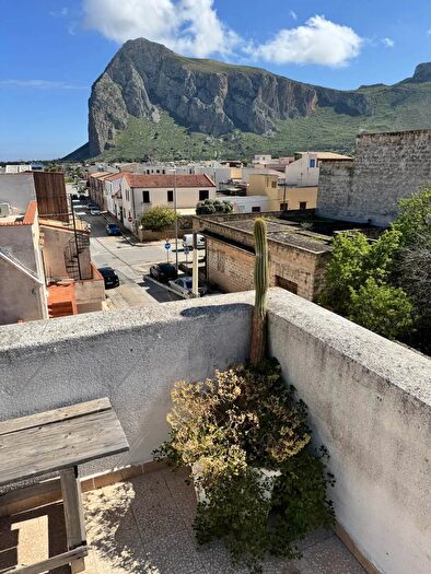 Casa trilocale in vendita in Via G Marconi San Vito Lo Capo, San Vito Lo Capo