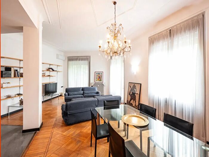 Appartamento trilocale in affitto in Via Giuditta Sidoli, Milano
