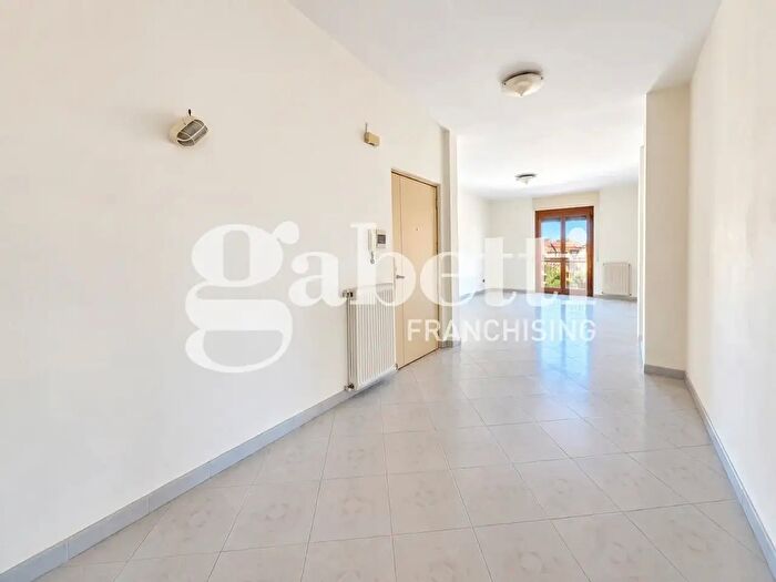 Appartamento quadrilocale in vendita in Via Rolando Rossetti, Mugnano Di Napoli