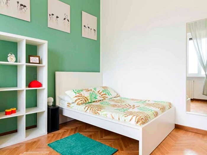 Appartamento quadrilocale in affitto in Viale Zara, Istria, Milano