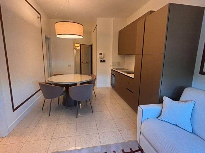Appartamento bilocale in affitto in Viale Don Giovanni Minzoni, Libertà Savonarola, Firenze