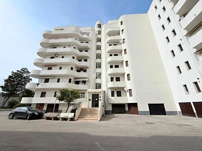 Appartamento con 5 locali in vendita in Residence Le Nereidi, San Salvo