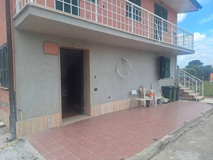 Appartamento trilocale in affitto in Località Collemozzo, Zagarolo
