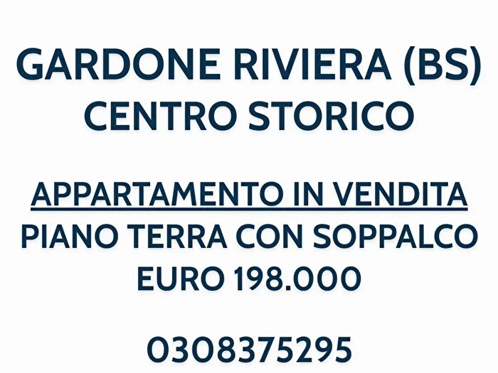 Appartamento bilocale in vendita in Via dellAlbera, Gardone Riviera
