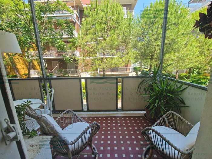 Appartamento con 5 locali in affitto in Via Traversa Pineta, Milano Marittima, Cervia