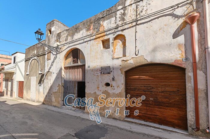 Casa quadrilocale in vendita in Via Cavour, Supersano