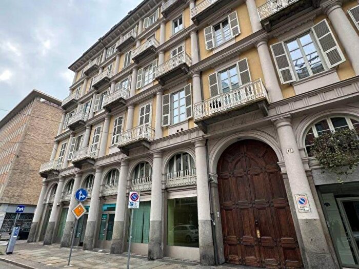 Casa monolocale in affitto in Corso Giacomo Matteotti, Piazza Solferino, Torino