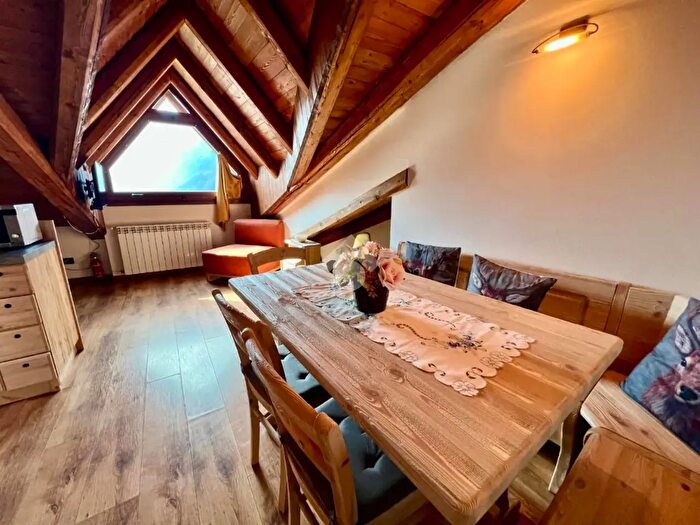 Appartamento bilocale in affitto in Via Lecanù, Temu